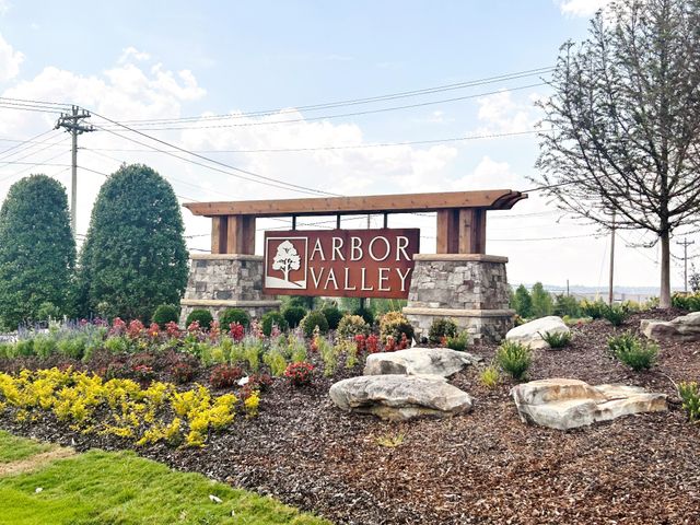 3169 Arbor Valley Rd, Spring Hill, TN 37174