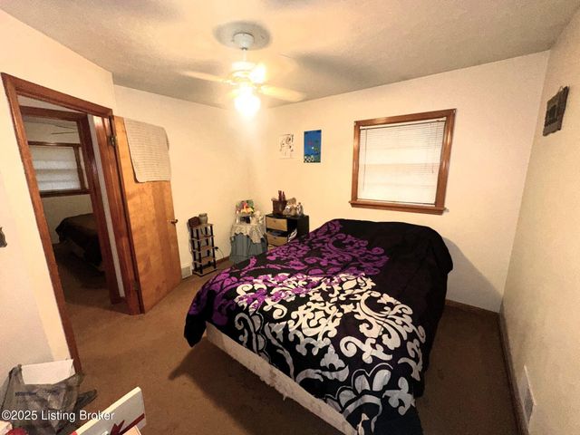 2905 Lencott Dr, Louisville, KY 40216