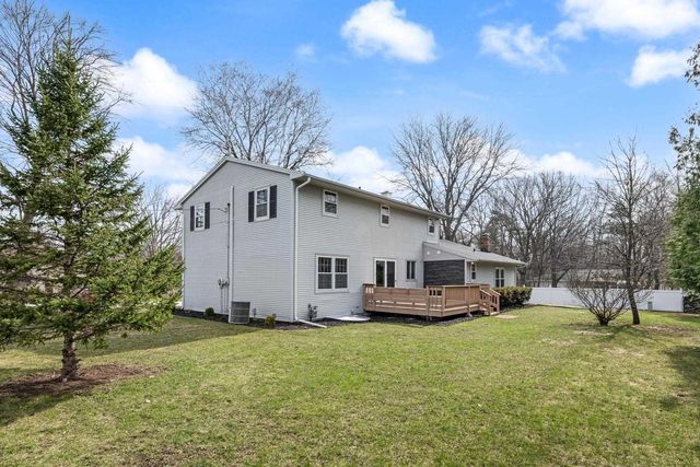 1300 HIAWATHA CIRCLE, Green Bay, WI 54313