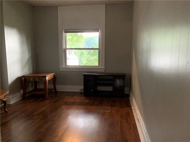 518 Carolyn Ave, Bellevue, PA 15202