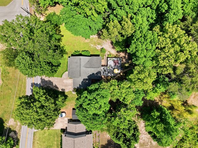 1210 Lovelady Lewis Road, Soddy Daisy, TN 37379