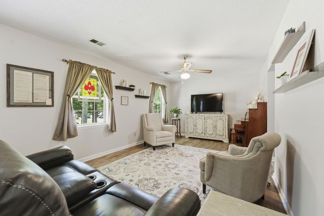 1210 Lovelady Lewis Road, Soddy Daisy, TN 37379