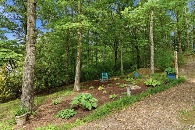 1210 Lovelady Lewis Road, Soddy Daisy, TN 37379