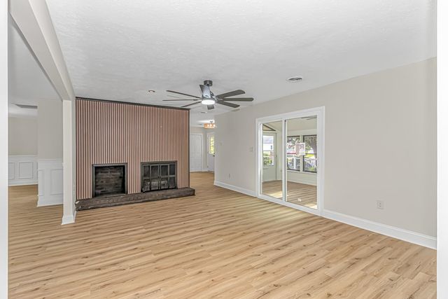 1124 Plantation Dr., Surfside Beach, SC 29575