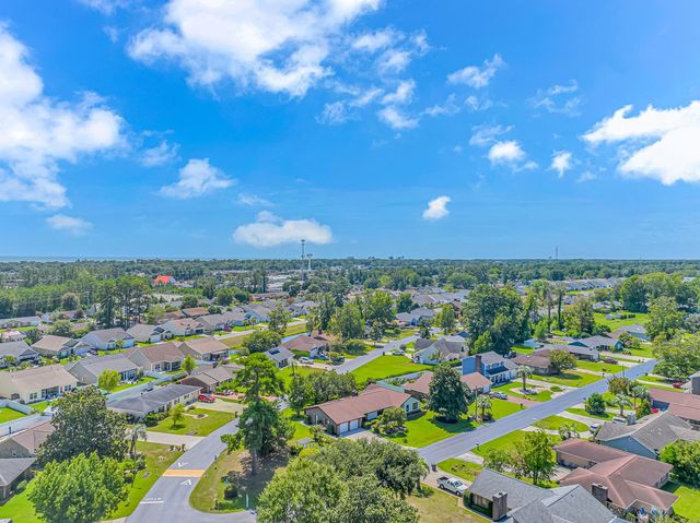 1124 Plantation Dr., Surfside Beach, SC 29575
