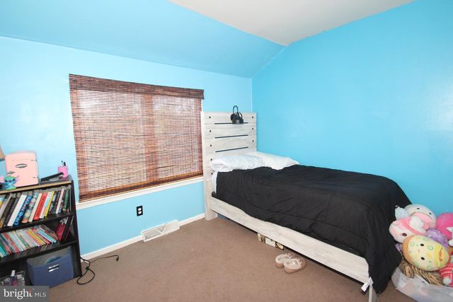 4 BERKELY WAY, New Castle, DE 19720