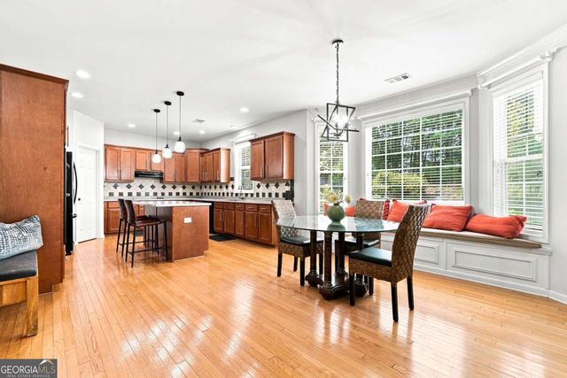 245 Chadwyck Lane, Canton, GA 30115