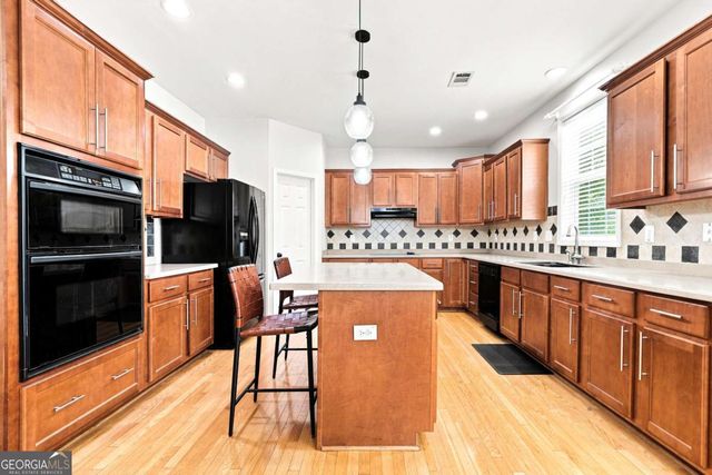 245 Chadwyck Lane, Canton, GA 30115
