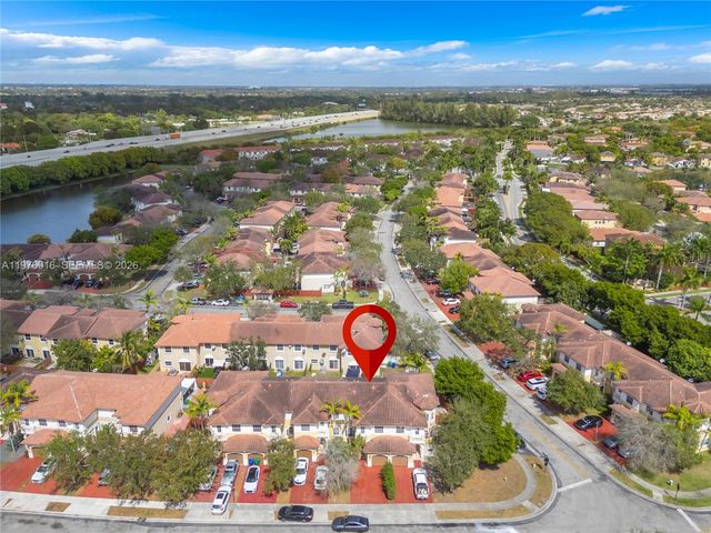 14055 SW 51st Ln, Miramar, FL 33027