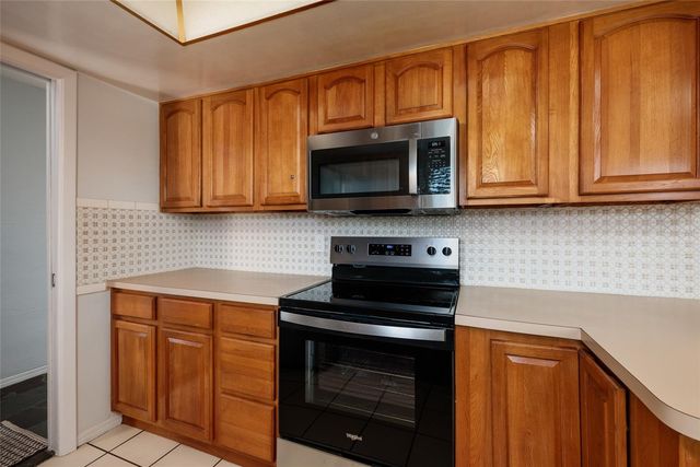 2045 66TH AVENUE S, St Petersburg, FL 33712