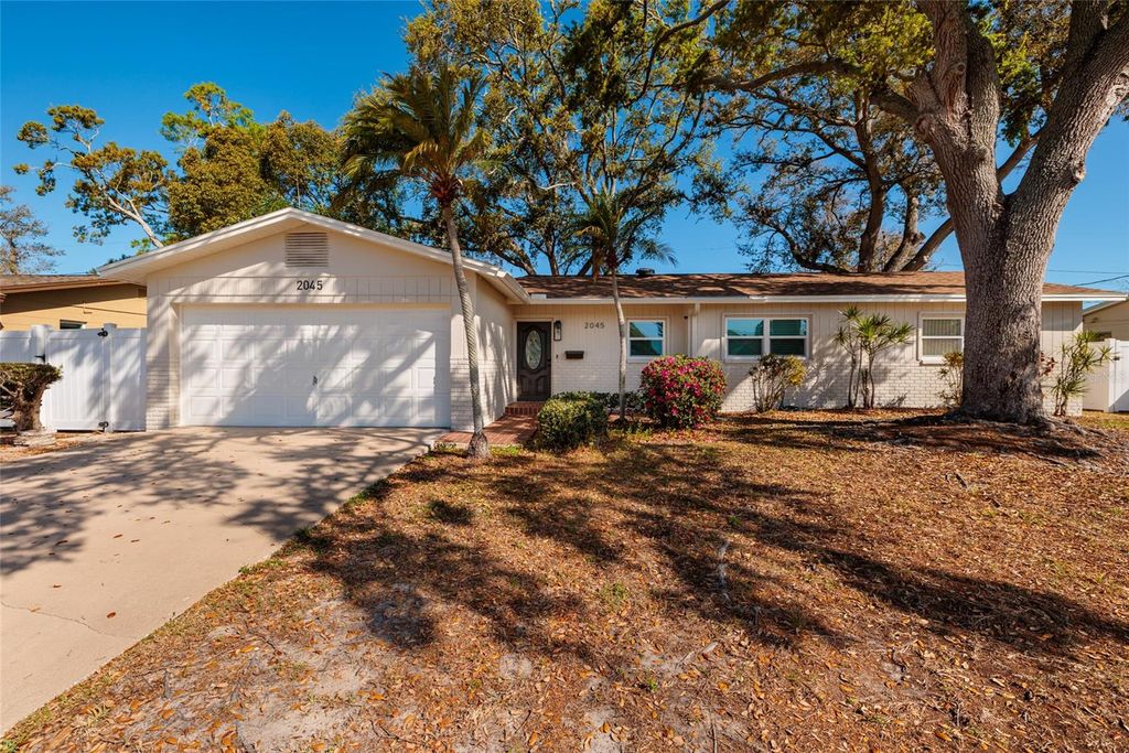 2045 66TH AVENUE S, St Petersburg, FL 33712