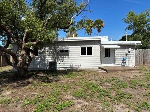 5165 104TH WAY N, St Petersburg, FL 33708