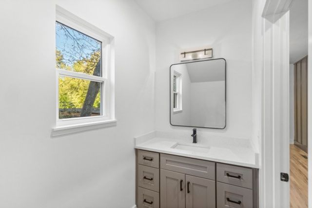 3826 Saunders Ave, Nashville, TN 37216