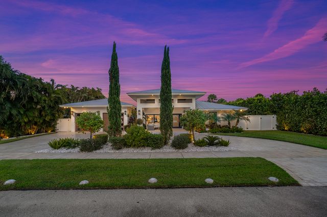1117 Lake Drive, Delray Beach, FL 33444