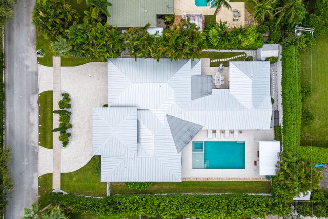 1117 Lake Drive, Delray Beach, FL 33444