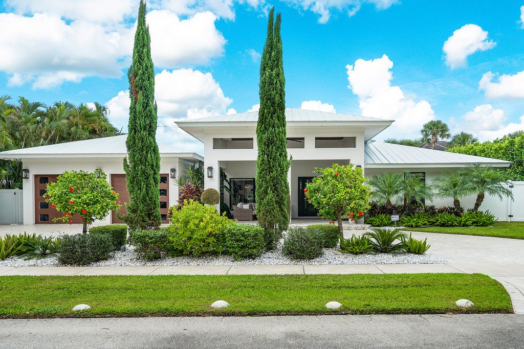 1117 Lake Drive, Delray Beach, FL 33444
