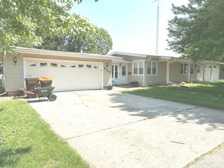 820 Geraldine Court, Marengo, IL 60152