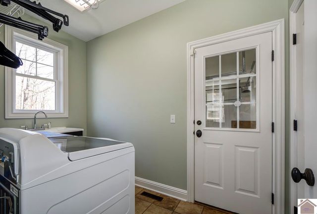 81 Pier Ln Pier Ln, Murray, KY 42071