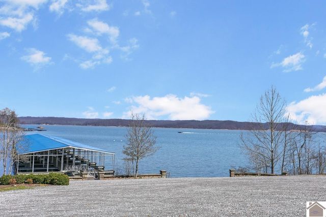 81 Pier Ln Pier Ln, Murray, KY 42071