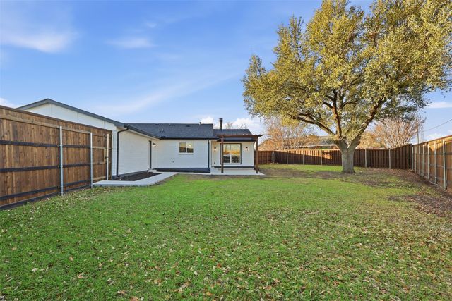 3631 Longcourt Circle, Mesquite, TX 75150