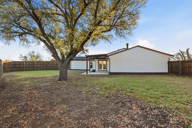 3631 Longcourt Circle, Mesquite, TX 75150