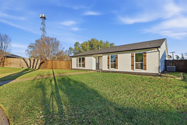 3631 Longcourt Circle, Mesquite, TX 75150