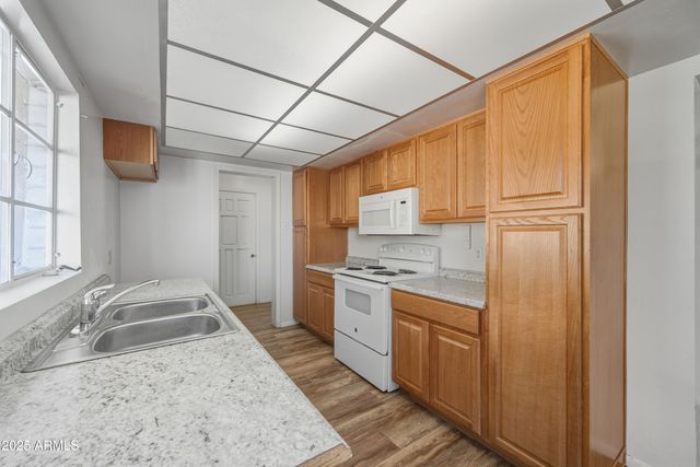 1602 E PALO VERDE Drive, Phoenix, AZ 85016