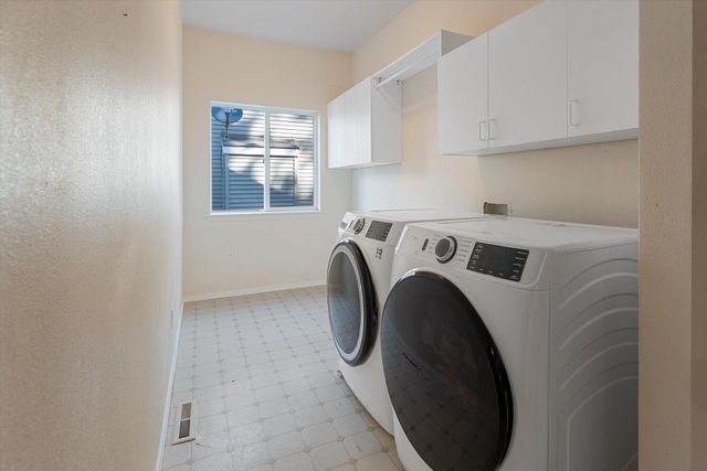 4203 S Tenfel Ln, Spokane, WA 99223