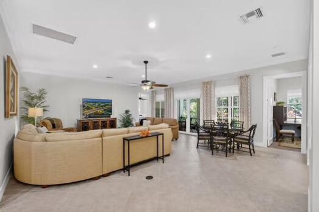 357 Chambord Terrace, Palm Beach Gardens, FL 33410