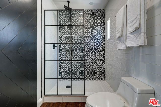 1260 W 81st Street, Los Angeles, CA 90044