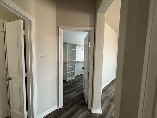 352 Emerald Creek Drive, Fort Worth, TX 76131