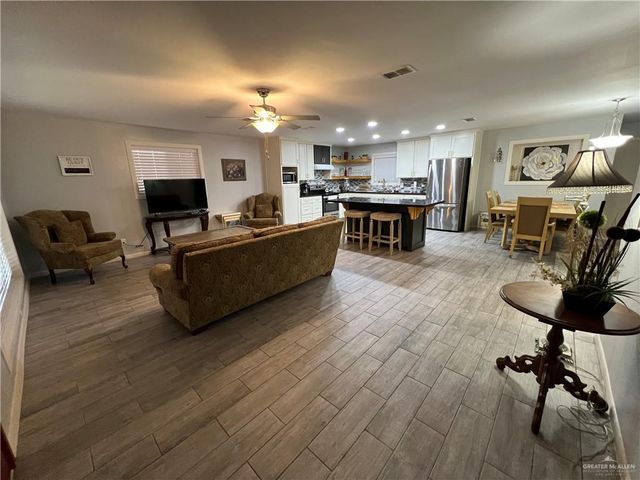 2900 N 24th Street, Mcallen, TX 78501