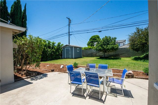 10143 Sophia, North Hills, CA 91343