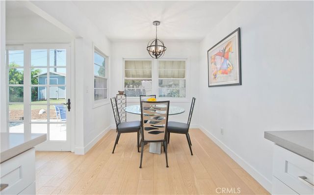 10143 Sophia, North Hills, CA 91343