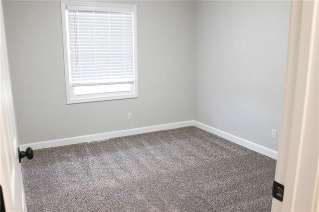 4412 E 104th Street, Kansas City, MO 64137