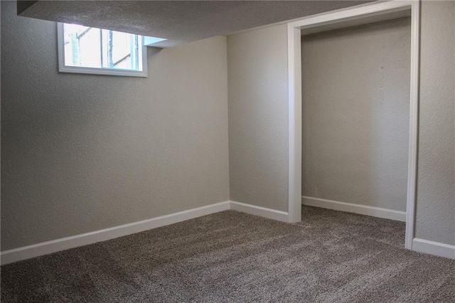 4412 E 104th Street, Kansas City, MO 64137