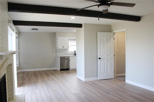 4412 E 104th Street, Kansas City, MO 64137