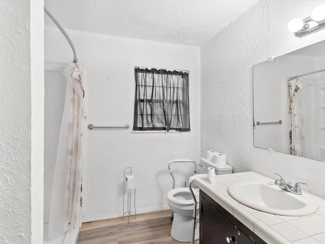 725 N Pine Street, Stratford, OK 74872