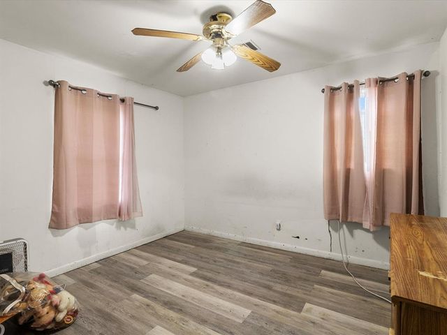 725 N Pine Street, Stratford, OK 74872