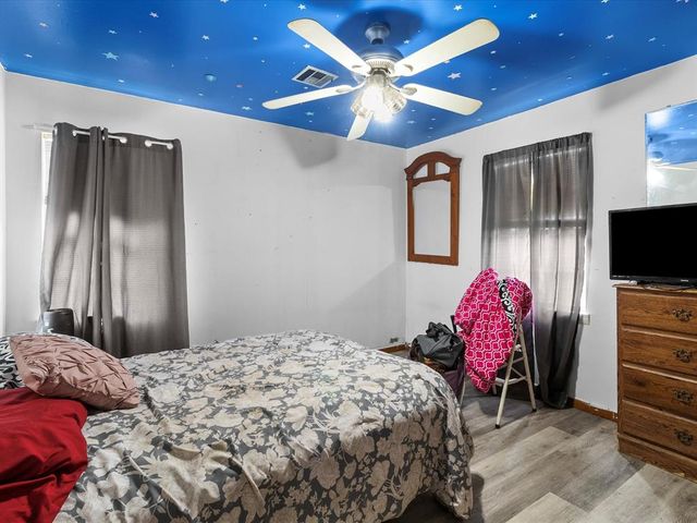 725 N Pine Street, Stratford, OK 74872