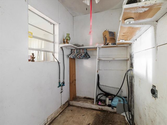 725 N Pine Street, Stratford, OK 74872