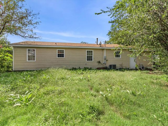 725 N Pine Street, Stratford, OK 74872