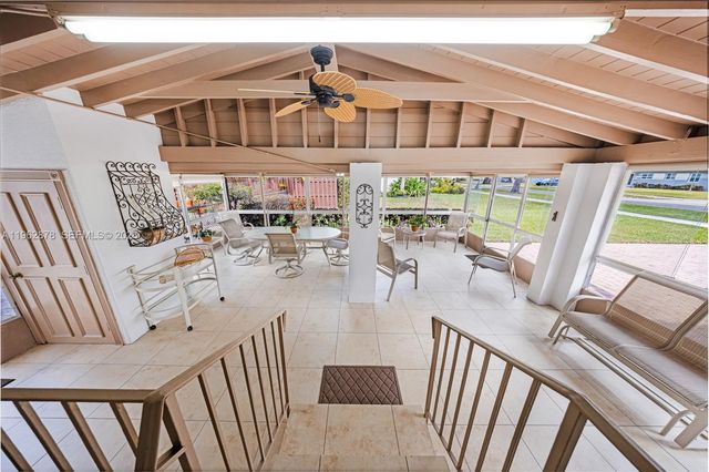 564 De Leon Dr, Miami Springs, FL 33166