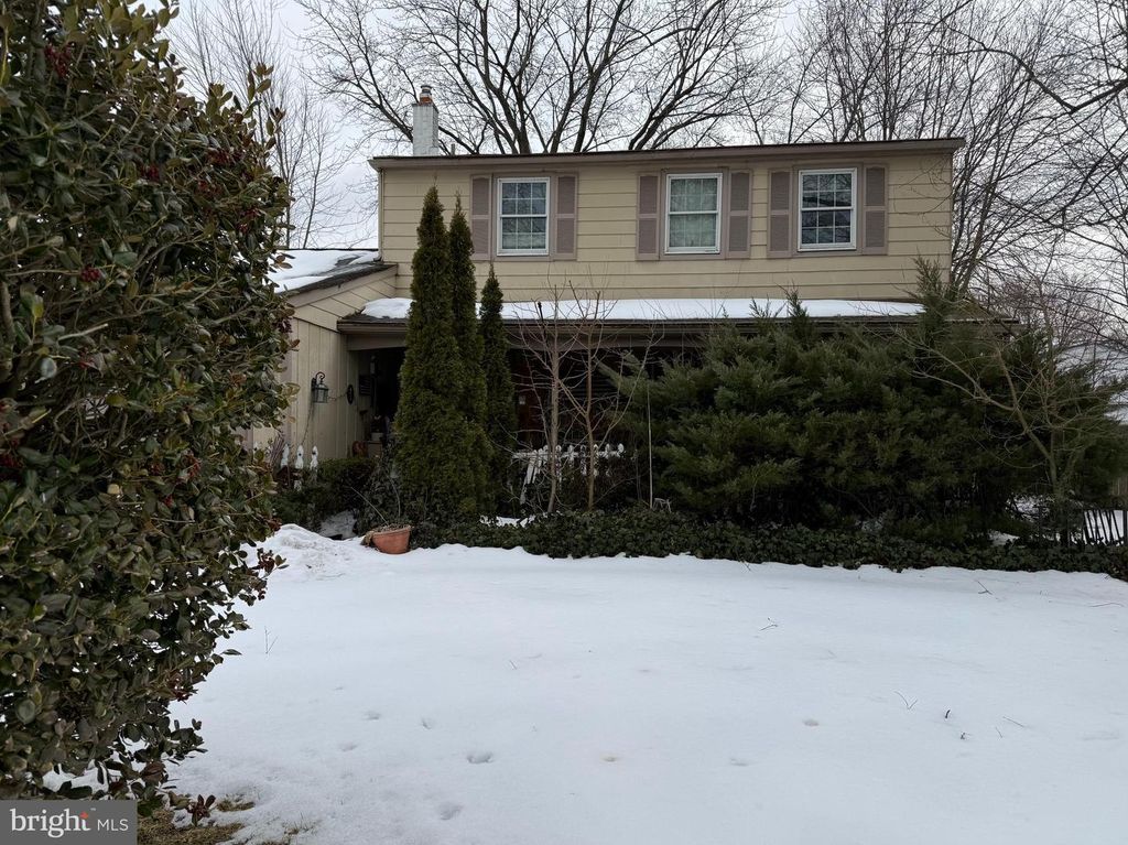 108 PATRICIA AVE, Delran, NJ 08075
