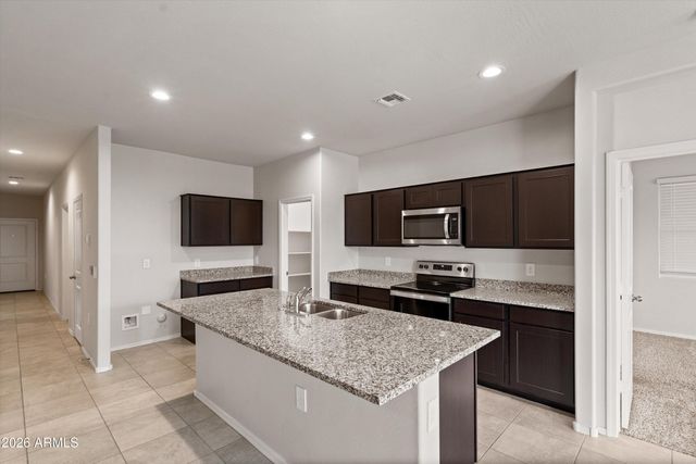 18621 W Hackamore Drive, Wittmann, AZ 85361