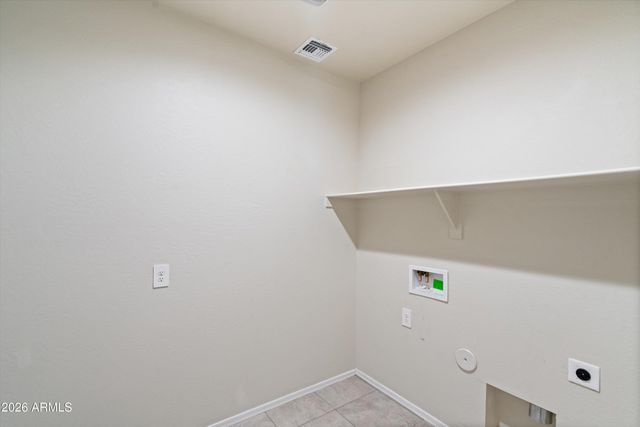 18621 W Hackamore Drive, Wittmann, AZ 85361