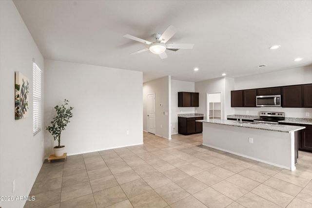 18621 W Hackamore Drive, Wittmann, AZ 85361