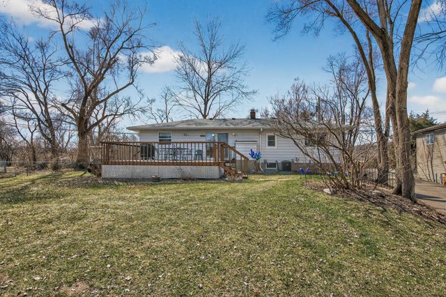 997 Rivercrest Road N, Lakeland, MN 55043