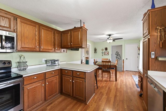 997 Rivercrest Road N, Lakeland, MN 55043