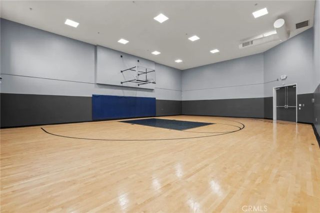 2108 Scholarship, Irvine, CA 92612